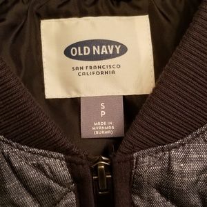 Old Navy Jackets & Coats - Womens old navy vest size small Old Navy Jackets & Coats - Womens old navy vest size small